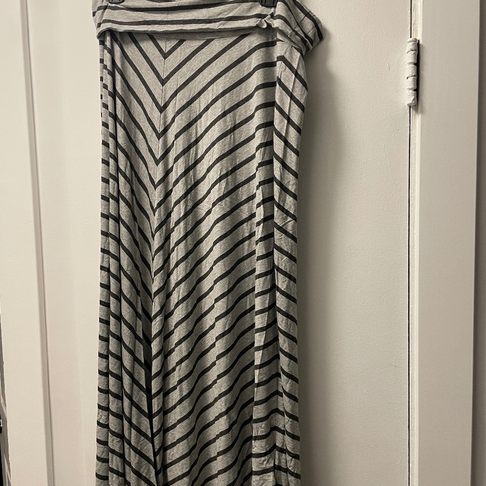 Gap maxi skirt